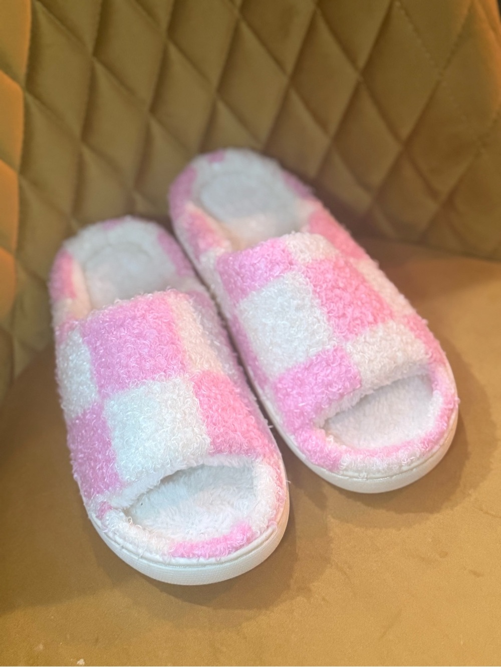 Plush Checker Slide Slippers - Pink & White